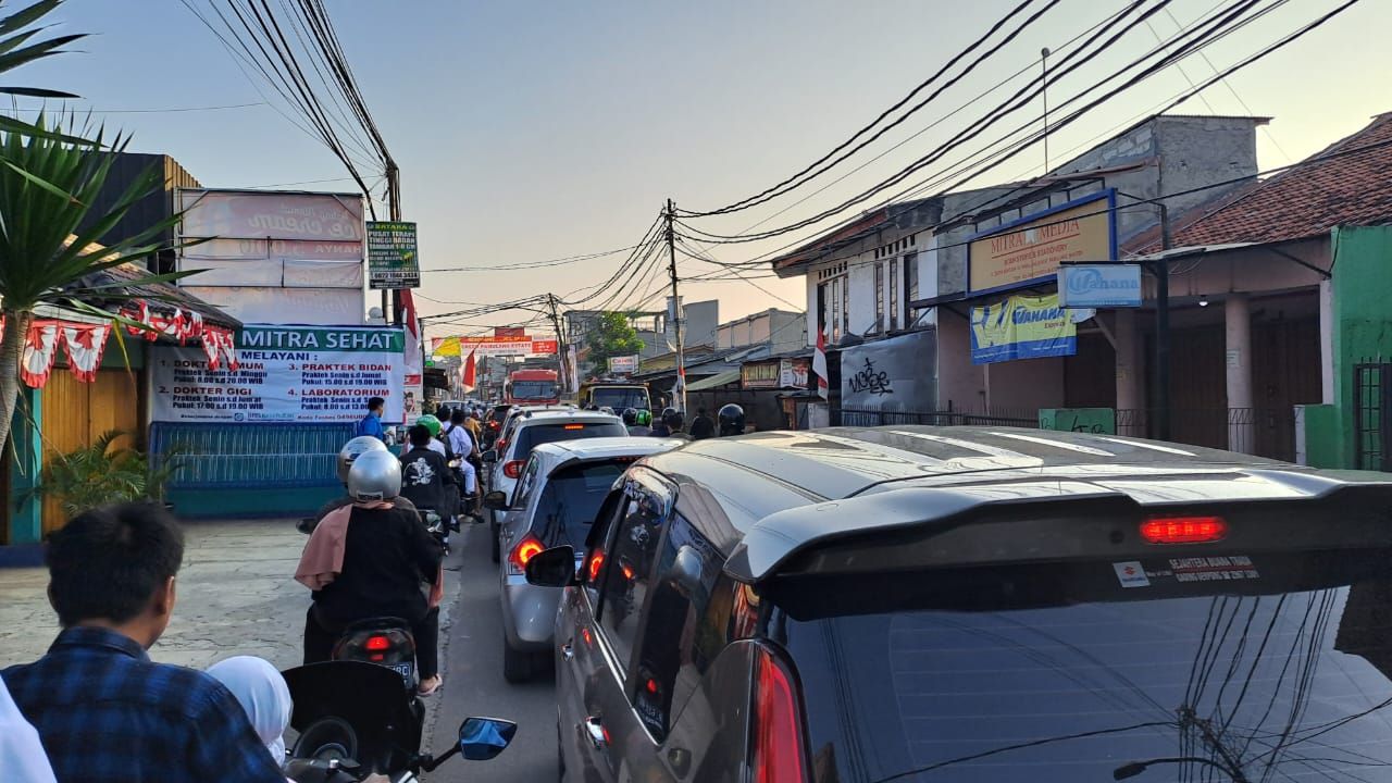 Foto macet di hari itu